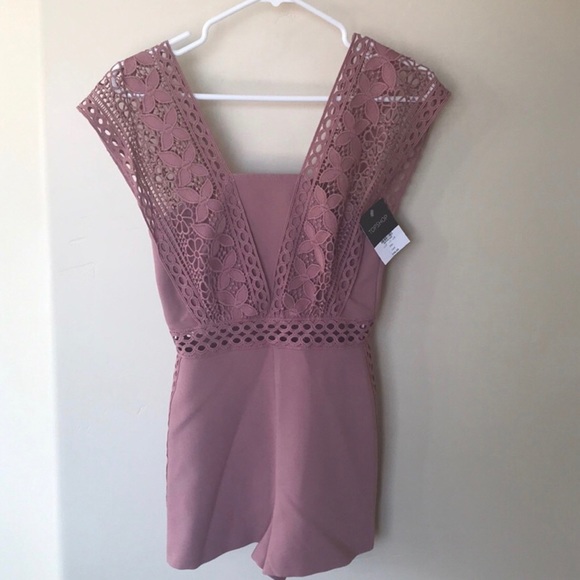 Topshop Other - NWT mauve lace crochet romper by TOPSHOP-size 0 Topshop Other - NWT mauve lace crochet romper by TOPSHOP-size 0